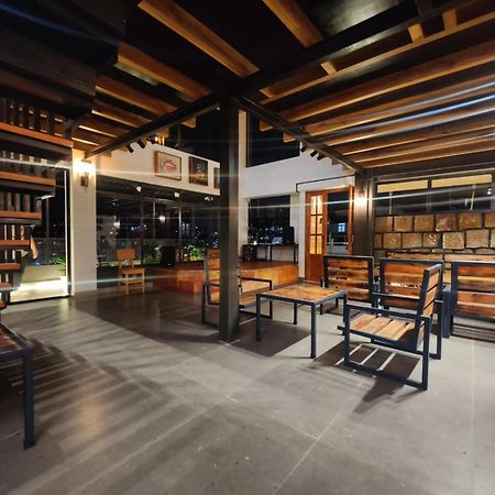 Cafe Sola Bnb Shillong Zewnętrze zdjęcie