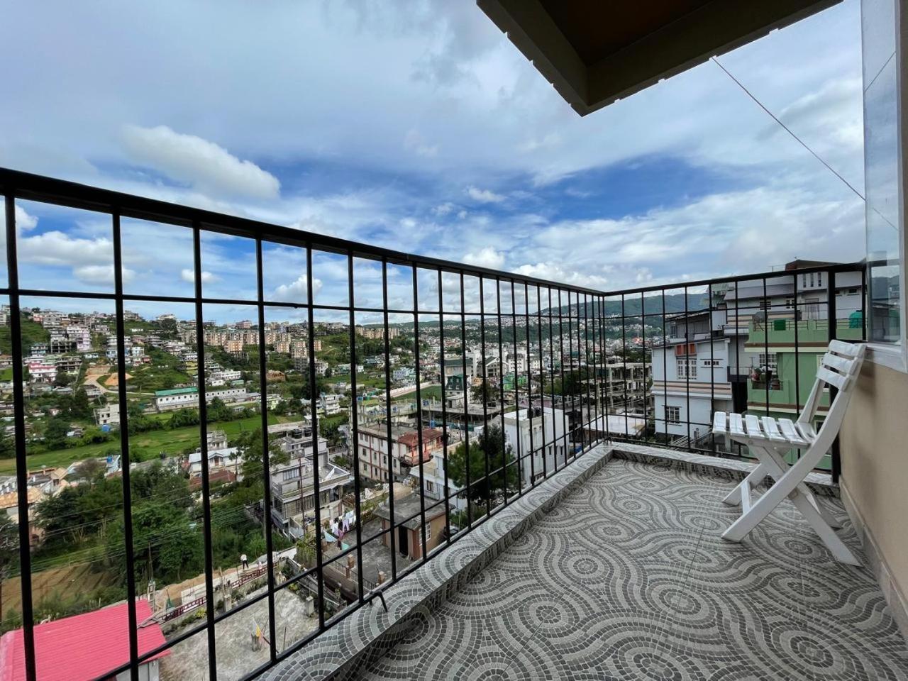 Cafe Sola Bnb Shillong Zewnętrze zdjęcie